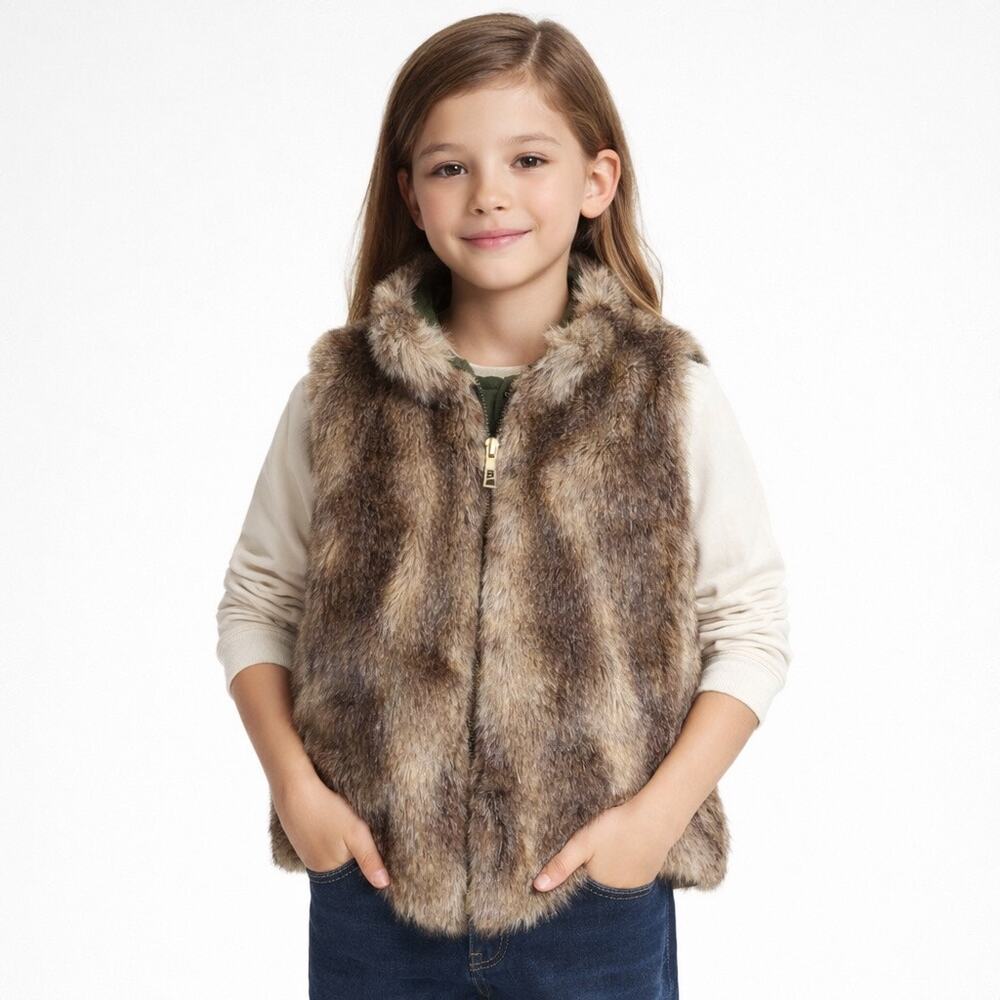Gap Kids Reversible Faux Fur Vest Outdoor Soft Cozy Brown Green XXL/Womens XS